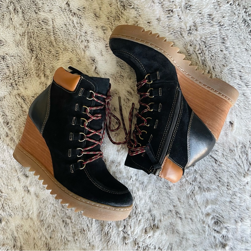 Sofft Underlyn Leather and Suede Boot